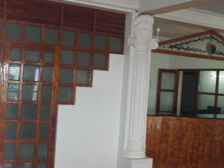 Raja Hotel 可瓦兰 外观 照片